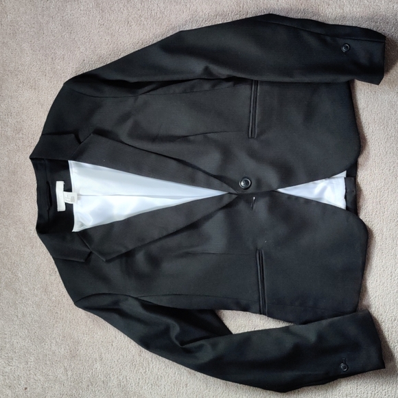 H&M fitted short blazer - Picture 2 of 4